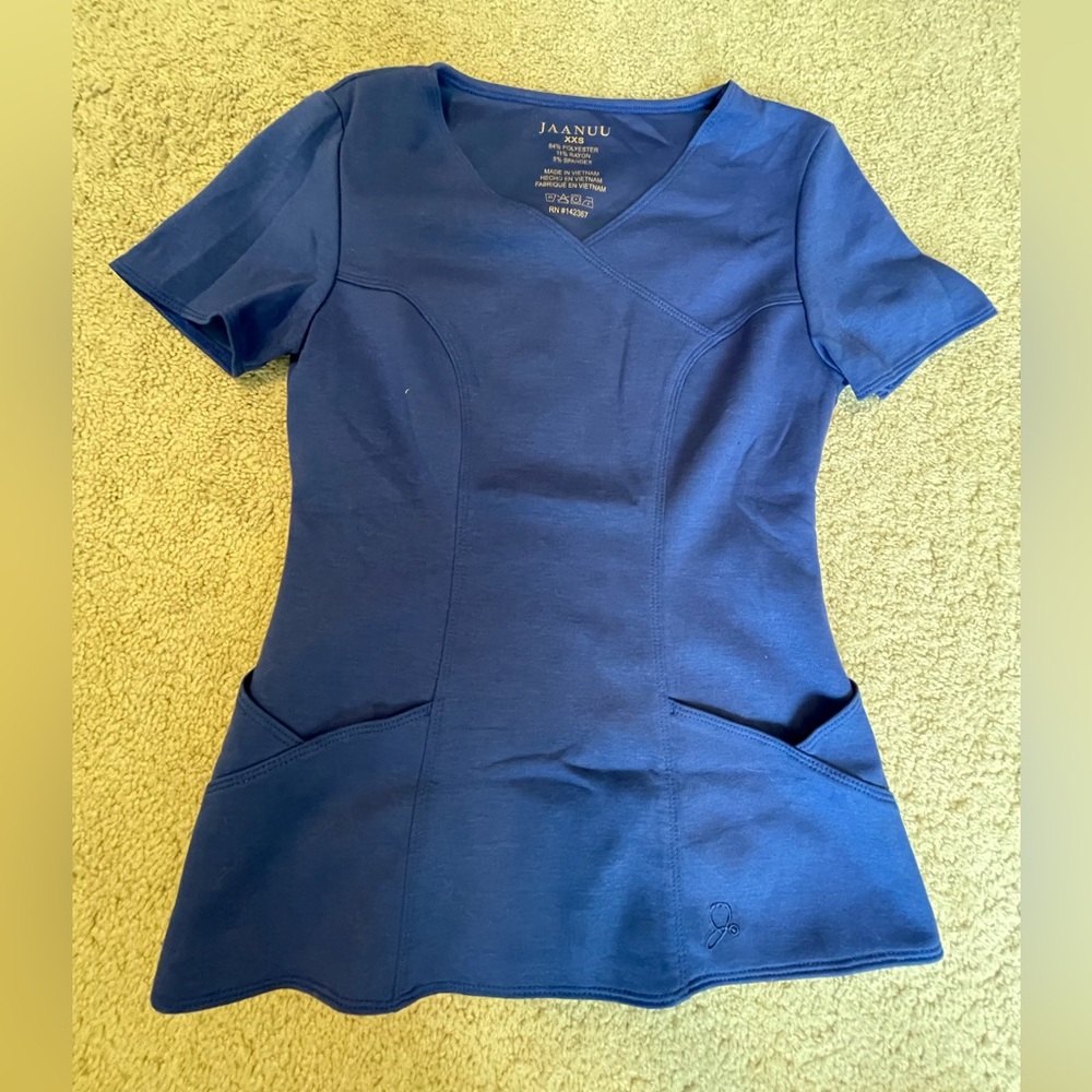 Jaanuu xxs 2 pocket slim fit scrub top- royal blue